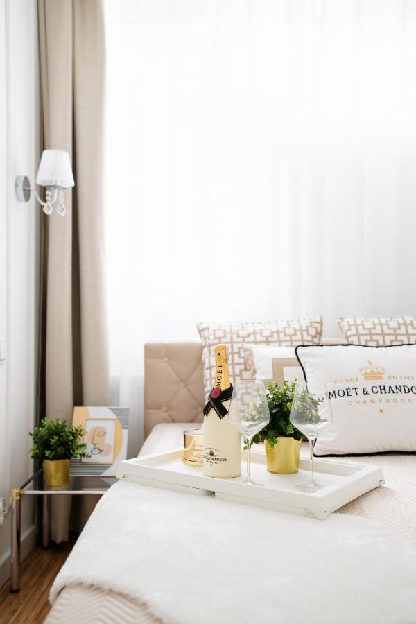 Glam & Modern By Cooee Apartments Warschau Buitenkant foto
